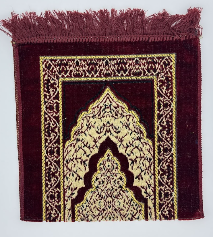Kids' Maroon & Gold Islamic Prayer Mat – Child-Sized Janamaz