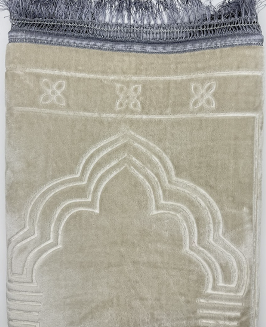 Premium Beige Islamic Prayer Mat – Thick Non-Slip Floral Design Sajjadah