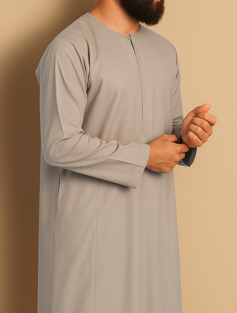 Light Grey Omani Thobe
