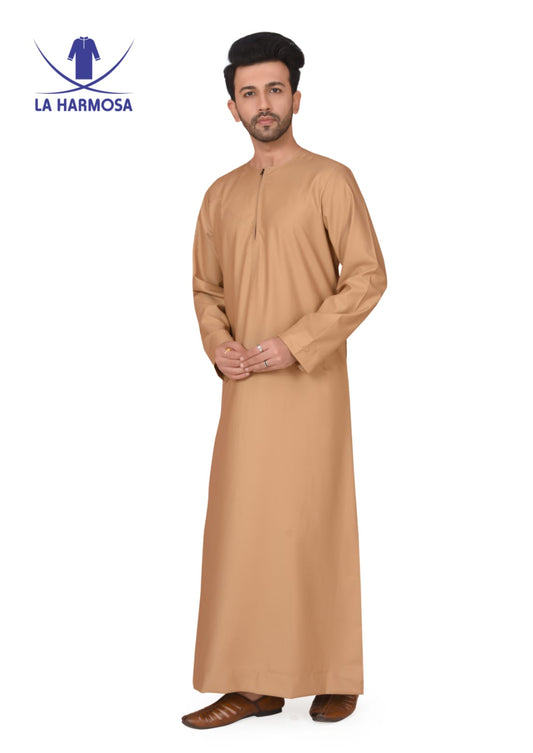 Omani thobes